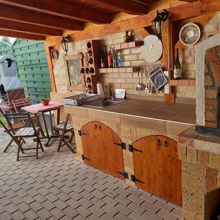 Jucus Vendeghaz Hotel Zalahaláp Buitenkant foto