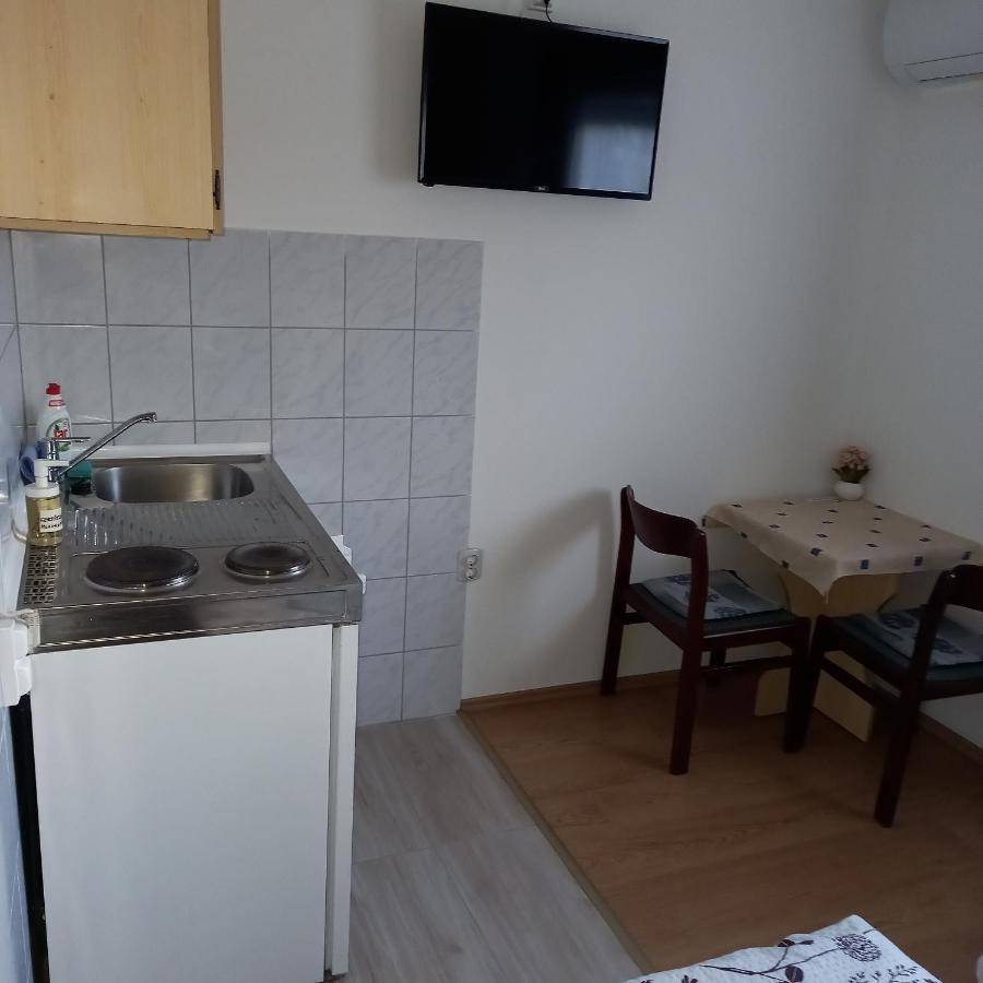Jucus Vendeghaz Hotel Zalahaláp Buitenkant foto