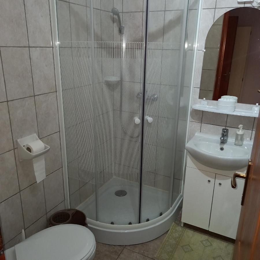 Jucus Vendeghaz Hotel Zalahaláp Buitenkant foto