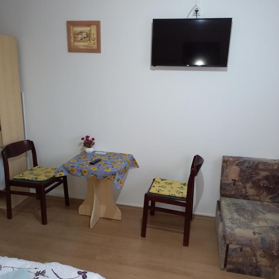 Jucus Vendeghaz Hotel Zalahaláp Buitenkant foto